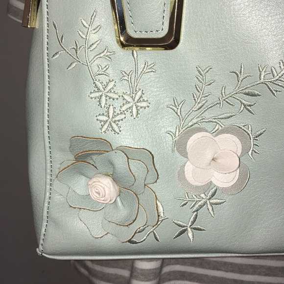 BIG BUDDHA APPLIQUÉ HANDBAG - Picture 3 of 8